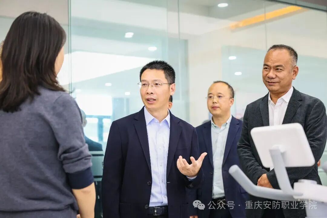 尹国喜：持续提升办学水平和教学质量 让綦江学子在&ldquo;家门口&rdquo;享受更加优质的教育