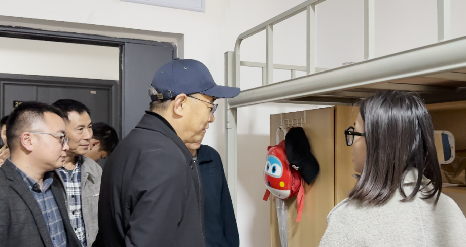 树标杆，促提升 | 我校召开学生宿舍内务设置现场会